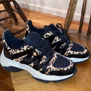 Steve Madden leopard and black shoes